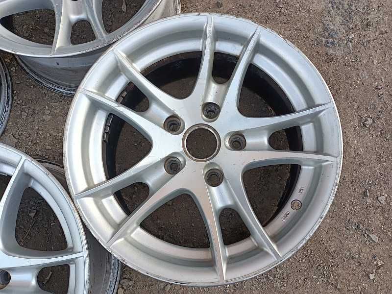 Продам оригинальные легкосплавные диски на BMW 5 e34
