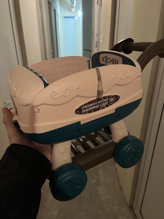 Трансформираща се количка за супермаркет и кухня