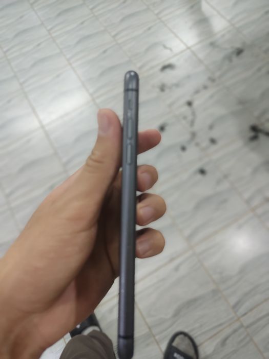 iPhone 11 kafolati bilan