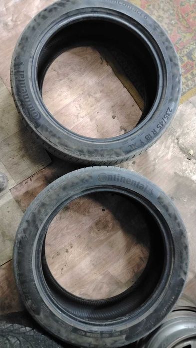 продам резину летную 235/45/18 continental