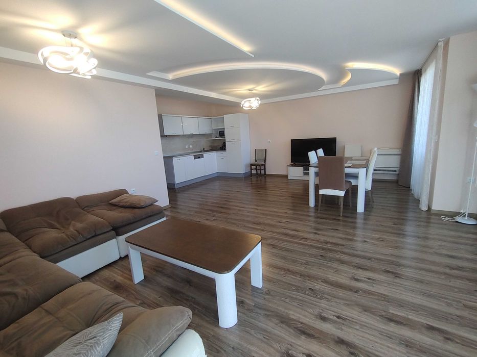 Продава се Тристаен апартамент в с. Шкорпиловци, Област Варна - 123 кв.м за 1318 €/кв.м - Снимка #3