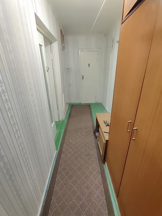 Продается 2-комн (5-12, 9 эт)