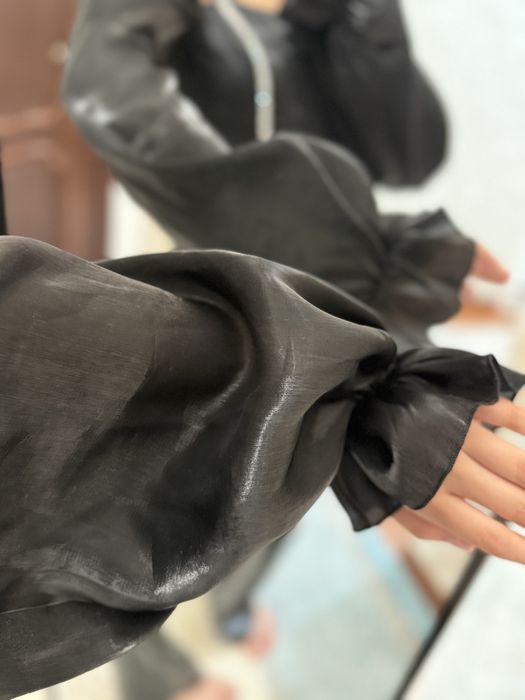 корсет,подчеркивает талию