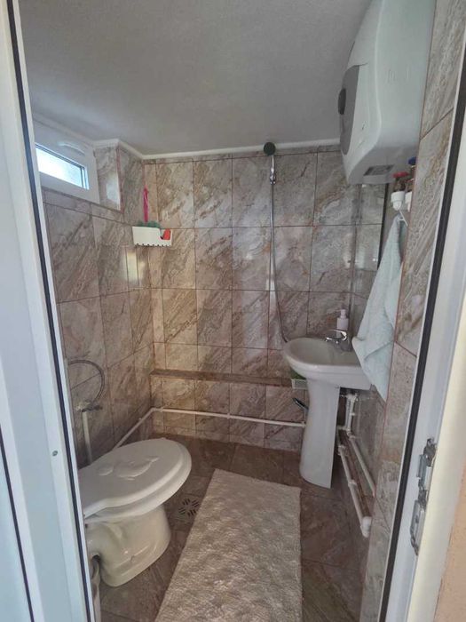 Teren + Spatiu Comercial de inchiriat zona Penny Dragasani