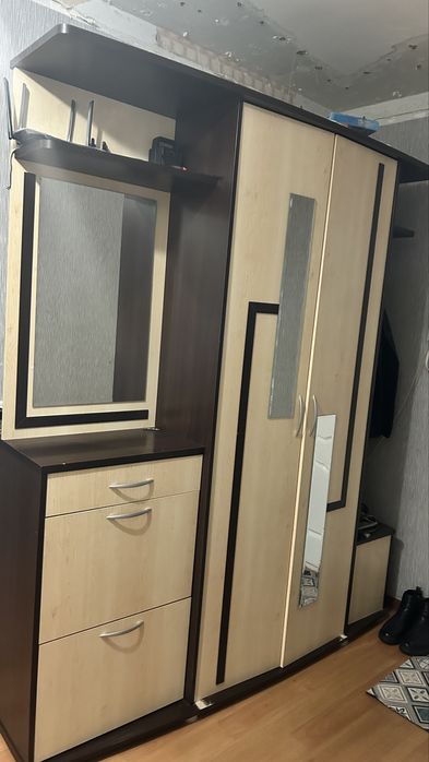 Продам прихожку 35 тыс