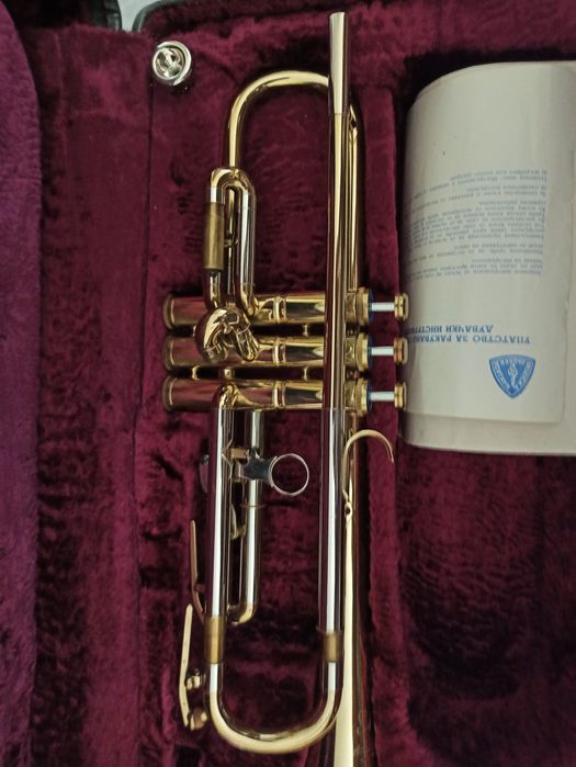 Продавам тромпет