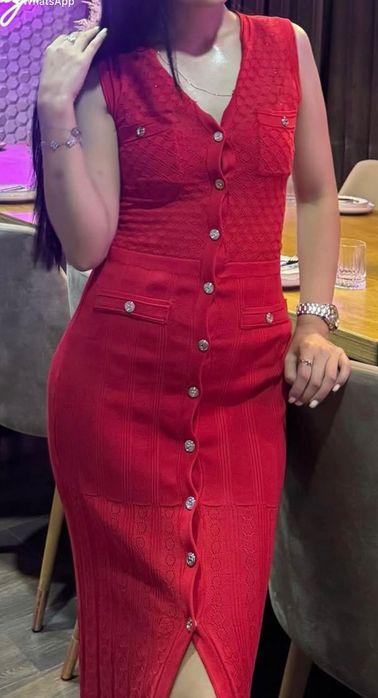 Платье размер S 7500тг