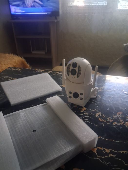 Продавам,чисто нова камера за наблюдение