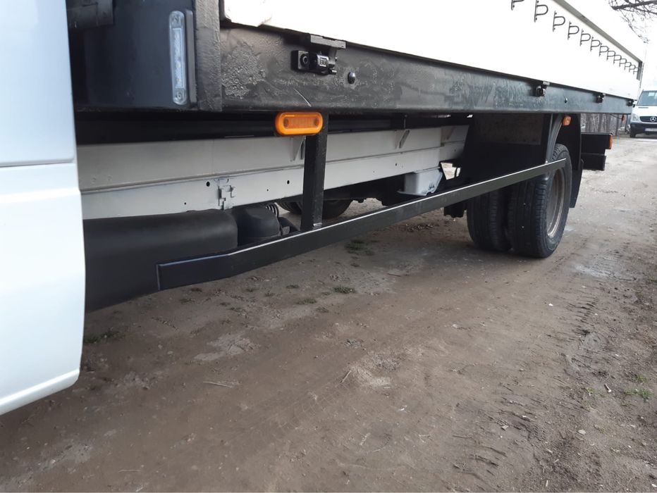 Vand Mercedes-Benz Sprinter 413 pentru mai multe detalii sunați la numărul de telefon afișat 0762507912