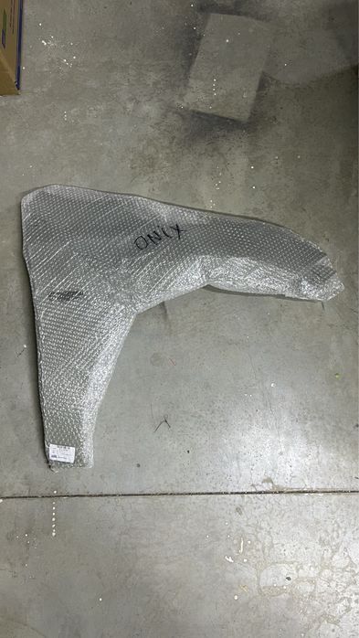 Крыло оригинал GM Onix