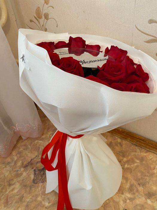17 штук роза 15000 тг