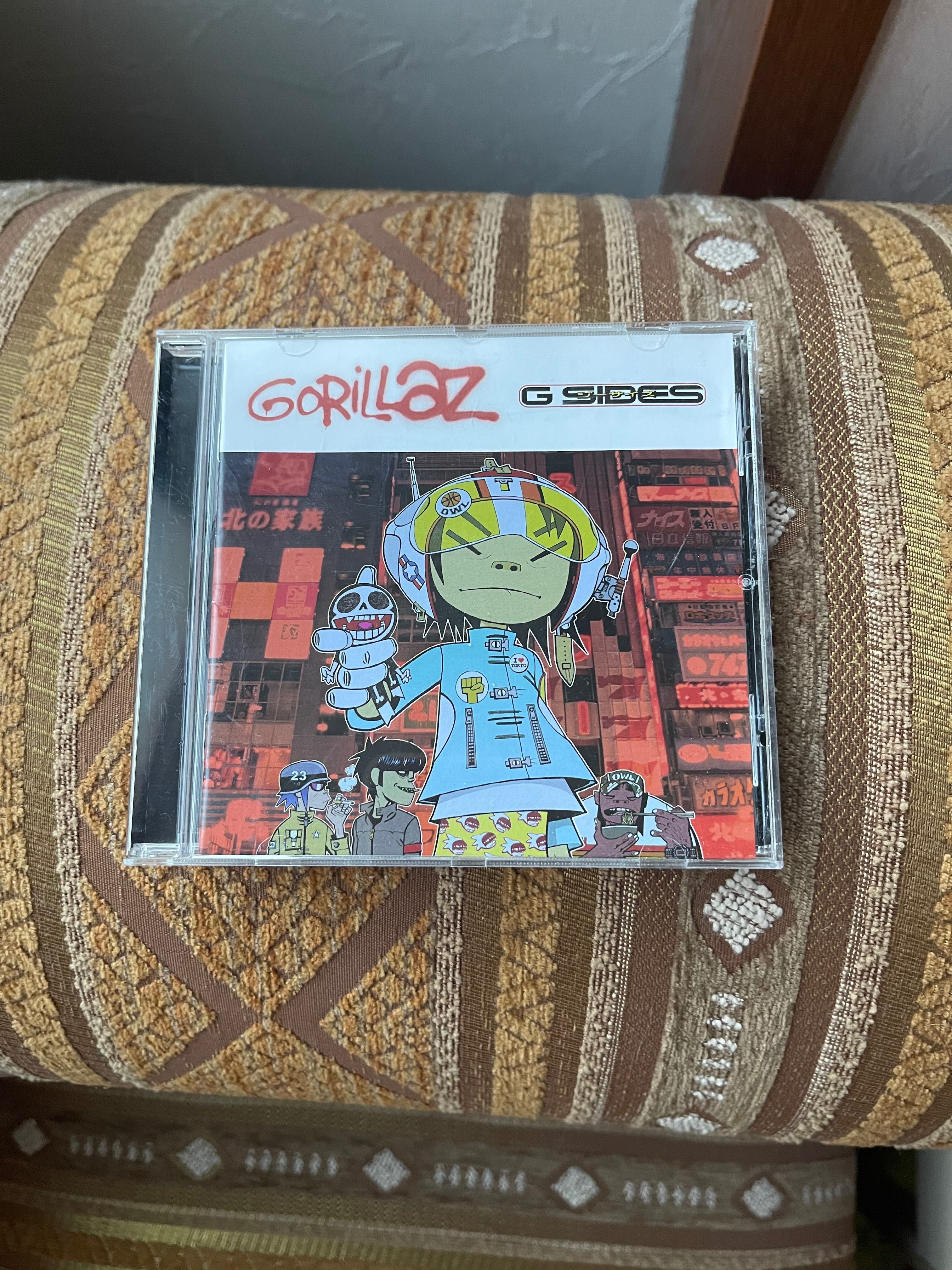 Албум Gorillaz G Sides гр. София Център • OLX.bg