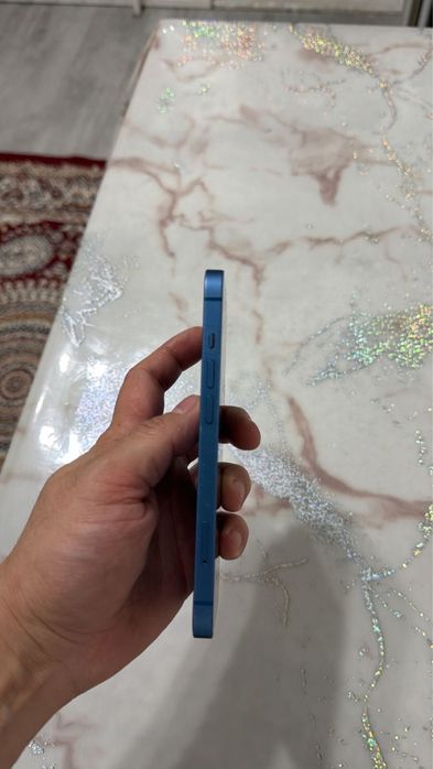 Iphone 13 в хорошем состояние