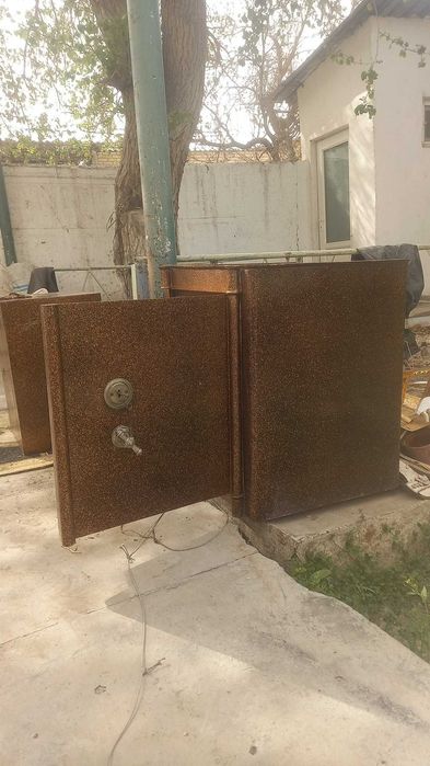 Бухорода сейф сотилади. продается несгораемый сейф. seyf.