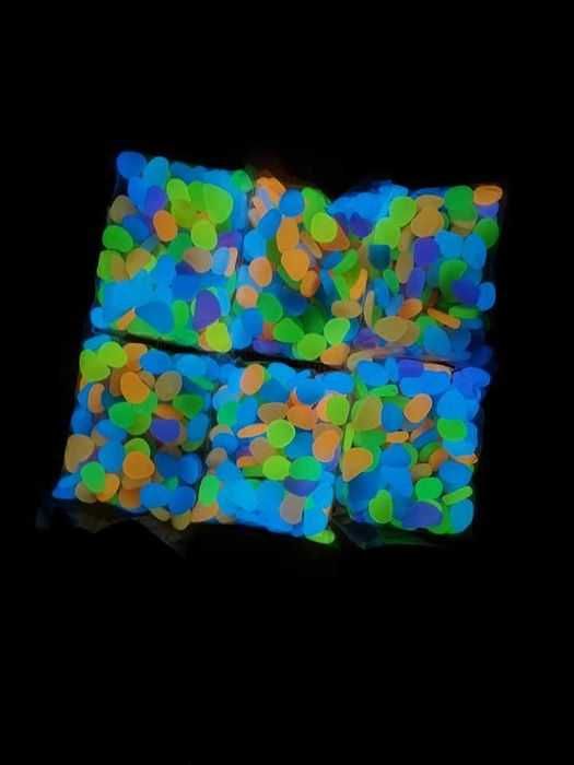 Светещи декоративни соларни камъни за декорация на градина, дом, стая