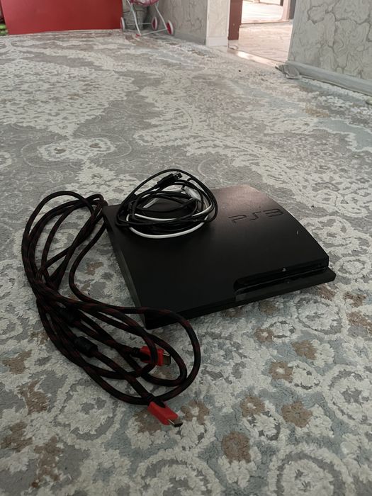 Ps3 slim 160gb.