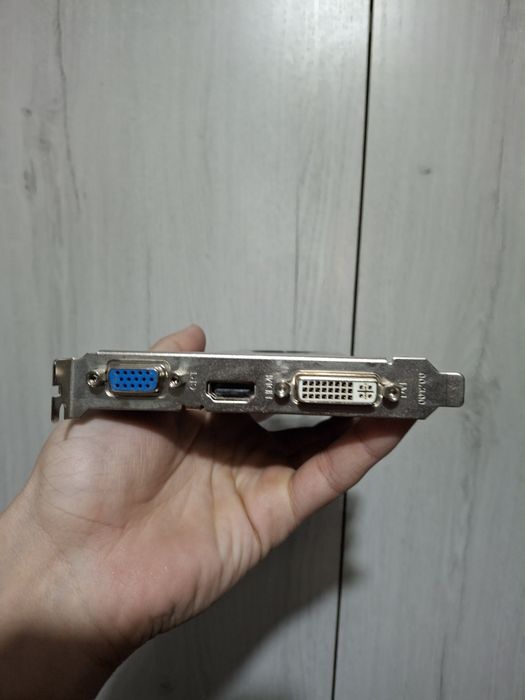 Продам видеокарту