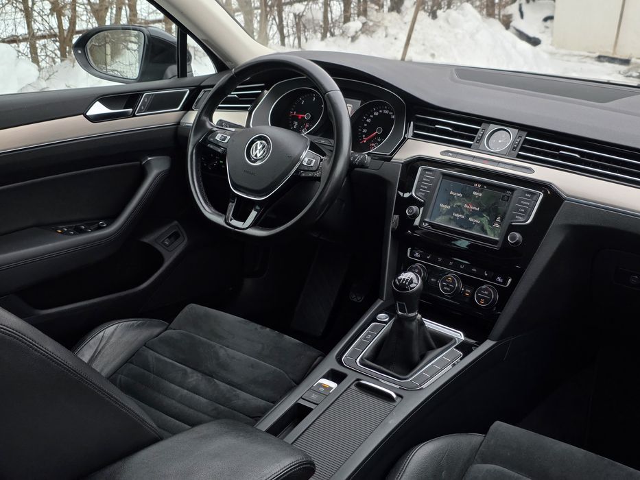 Volkswagen Passat / Bussines / Led / Piele / FrontAssist