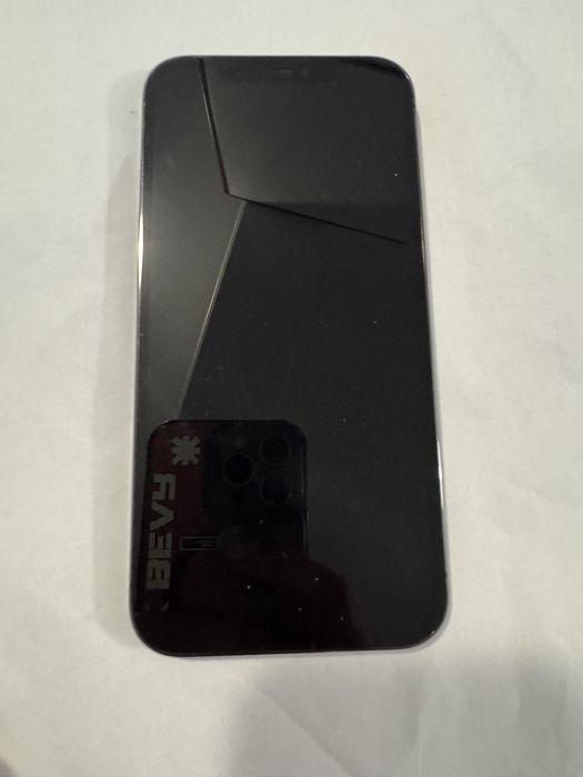 Iphone 12 pro max ..