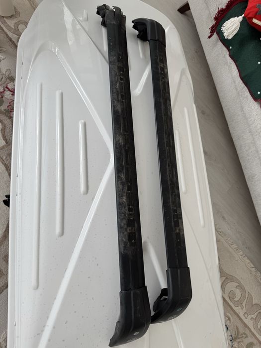 Продам автобокс и поперечины