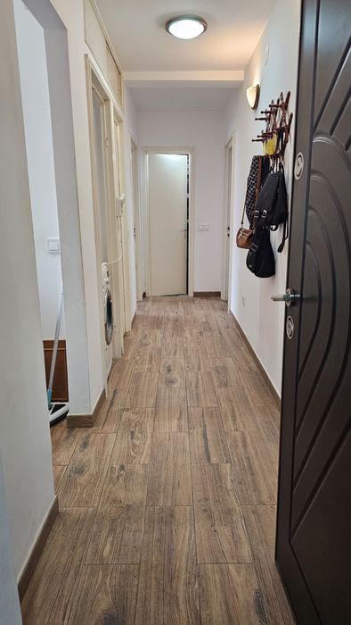 Apartament 2 camere decomandat, Mediaș, etaj 3, Gura Campului