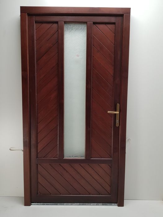 Uși exterior lemn masiv stratificat termopan eukalipt disponibil stoc