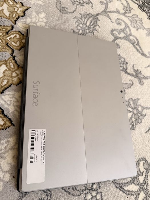 Noutbuk Microsoft Surface Pro 3 core i7 (8GB / 256GB SSD)