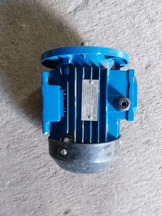 Электродвигатель 0.55 квт 3000 об/мин