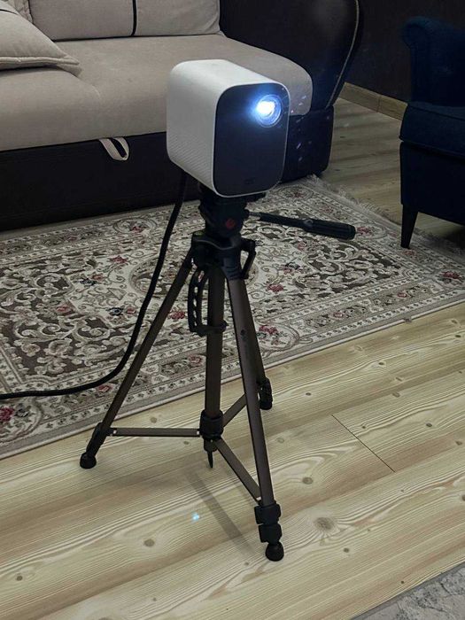 Продам DLP проектор Xiaomi Mijia + Экран