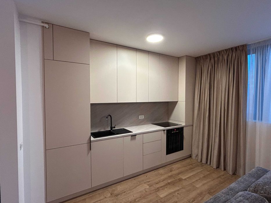 Inchiriere Apartament 3 camere + parcare subterana, XCity Towers