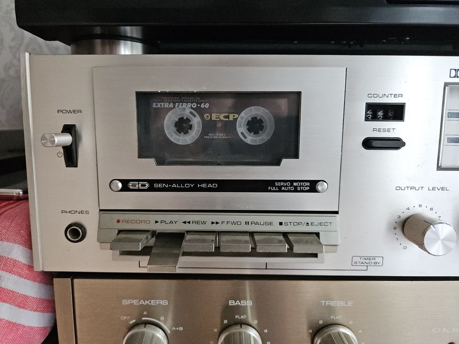 Fisher CR-4030 made in Japan