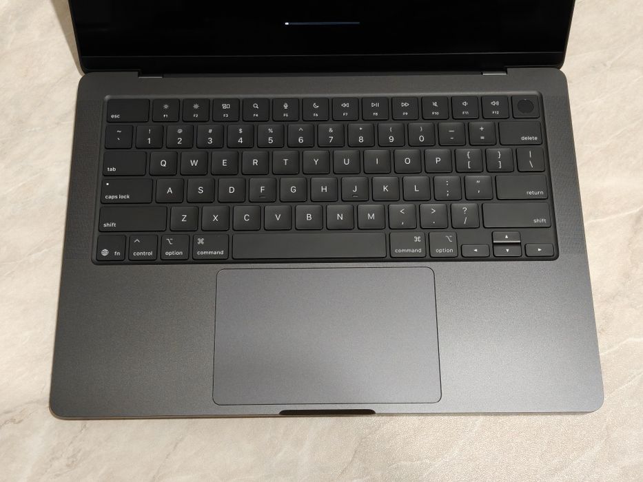Apple MacBook Pro 14 M5 32GB/2TB (2 цикла)
