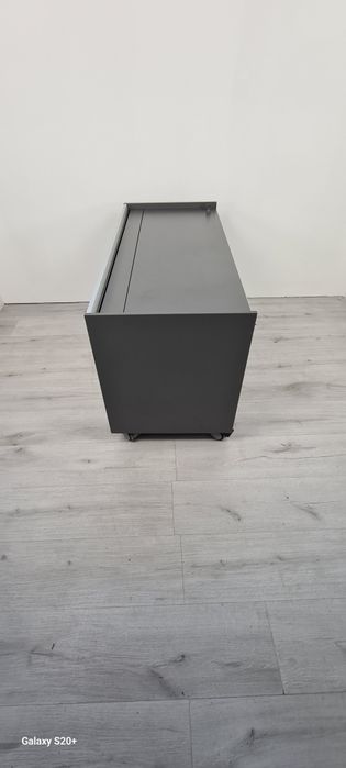 Немски шкаф за конферетни зали поставяне на телевизори обзавеждане