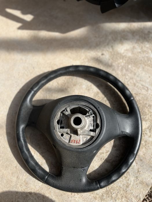 Табло,броня,капак и волан за бмв е90