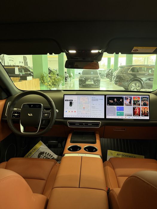 Lixiang L6 Maks с пробегом 2000км 2025