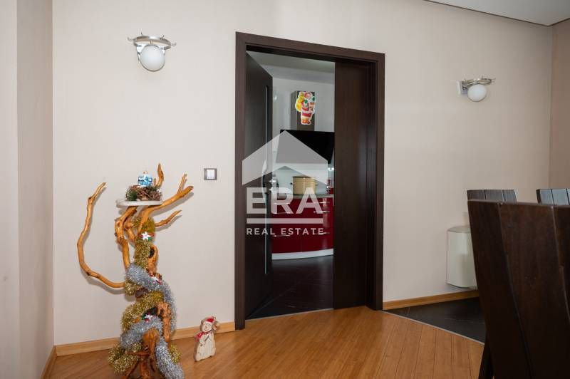 САМО В ЕРА ИМОТИ ХАСКОВО Луксозно имение с басейн и изумителен дизайн