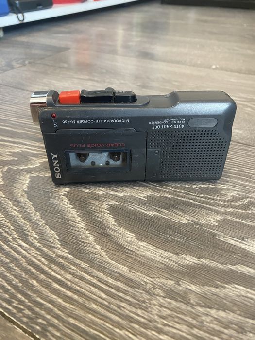 Sony M-450 Microcassette Recorder