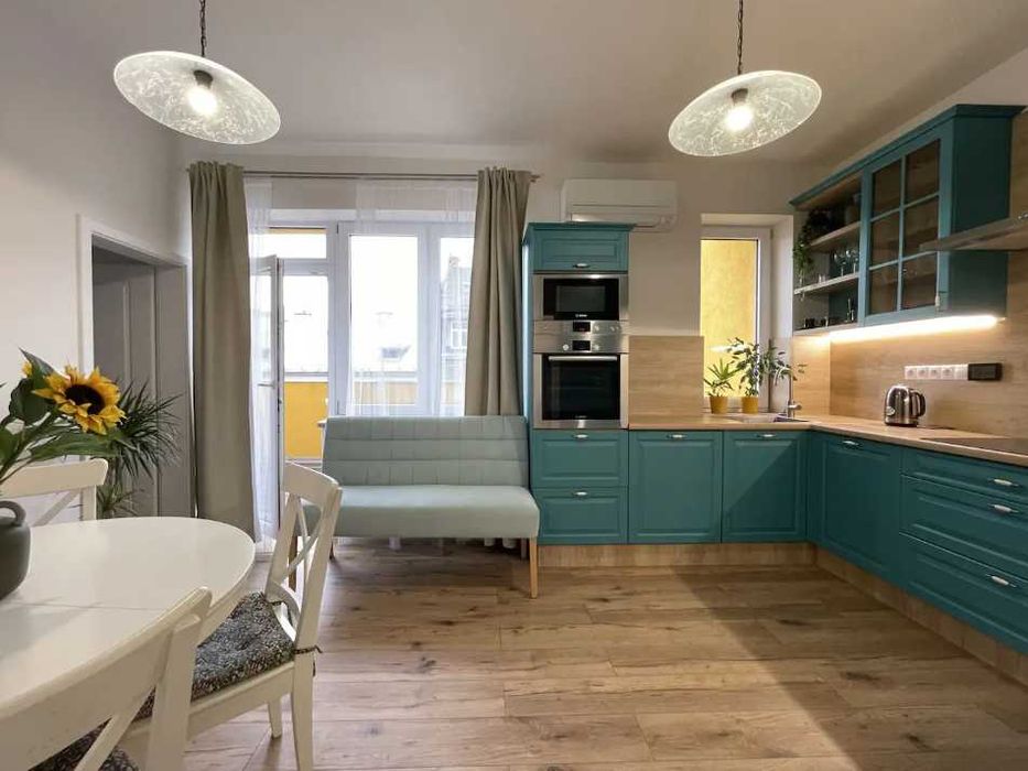 Дава се под наем Двустаен апартамент в Пловдив, Младежки Хълм - 64 кв.м за 326.4 € - Снимка #1