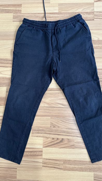 Vand pantaloni blugi/casual diferite modele