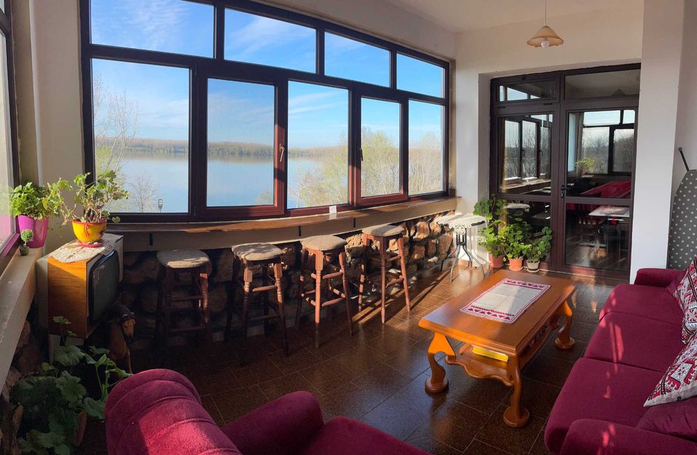 Вила под наем на река Дунав. Къща за гости Стефанови Палас