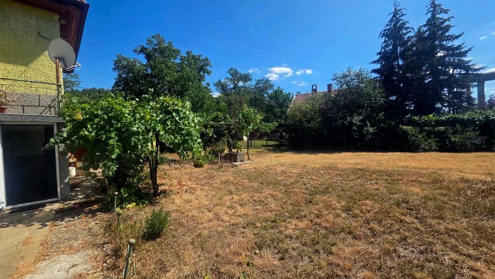 Продава се Къща в с. Елешница, Област София-област - 265 кв.м за 899 €/кв.м - Снимка #6