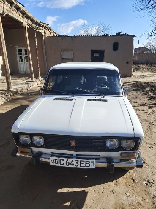 Vaz 2106 yaxshi sastiyanada narxi 15 mil kelishiladi