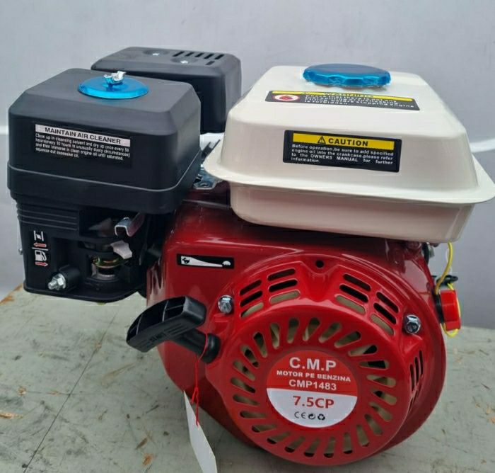 Motor 7, 5 hp pe benzină