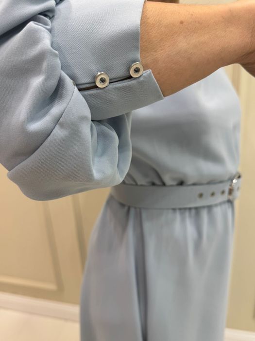 Продам женское красивое платье.