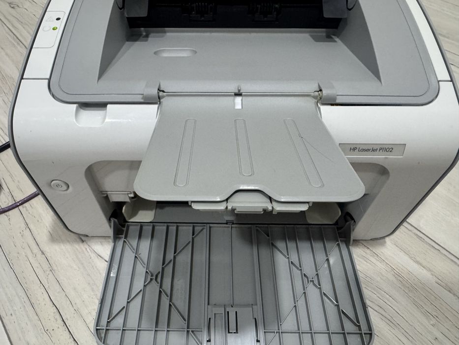 Принтер HP LaserJet P1102