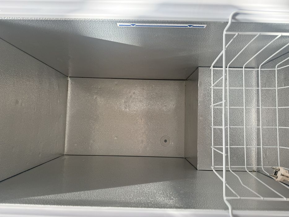 Морозильник 200л