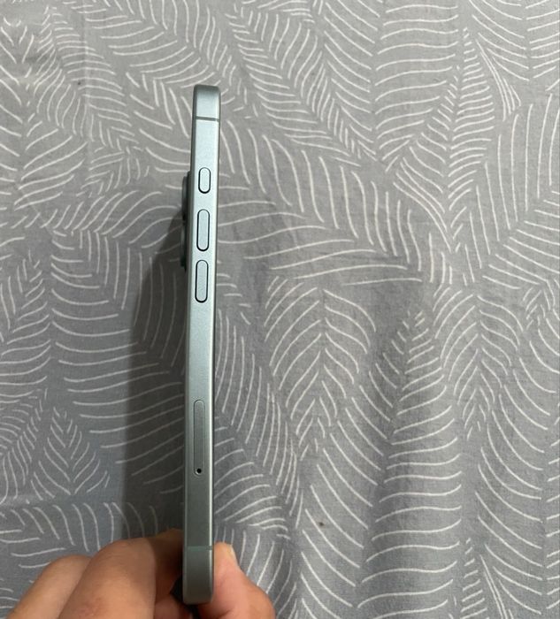 iphone 16 simplu