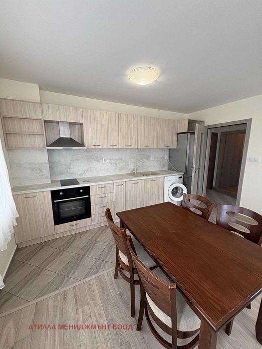 Дава се под наем Двустаен апартамент в Пловдив, Кючук Париж - 65 кв.м за 128000 € - Снимка #3