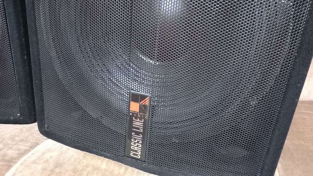 Vlnd doua incinte pe 15" Hk.inpecabile și perfect functionale