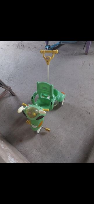 Продам каждое по 5000 в хорошем состоянии